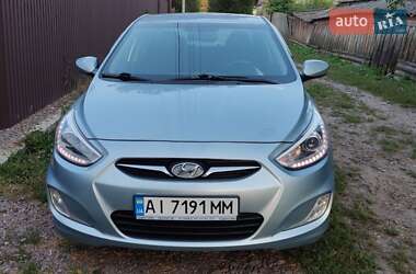 Седан Hyundai Accent 2013 в 