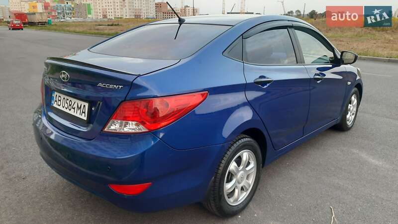 Седан Hyundai Accent 2013 в Виннице