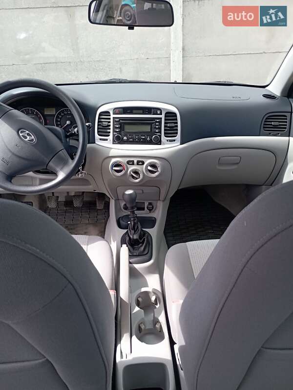 Седан Hyundai Accent 2007 в Виннице