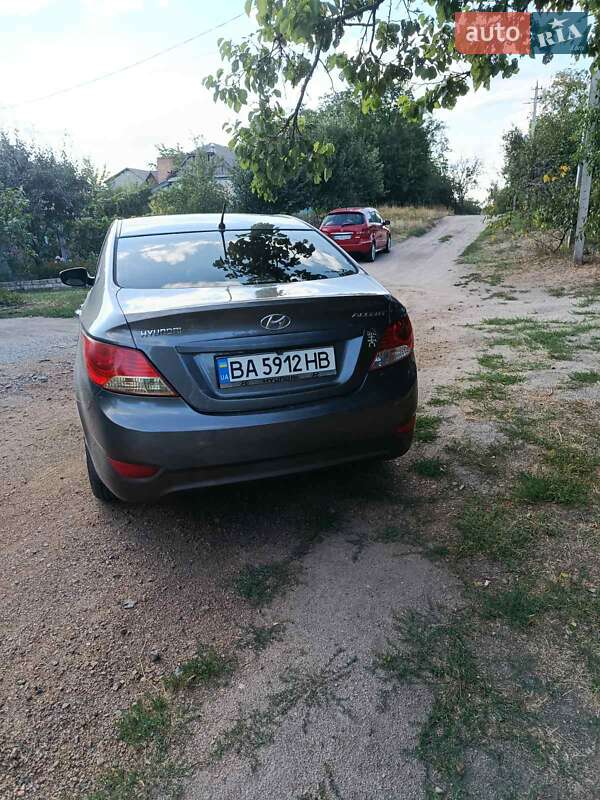Седан Hyundai Accent 2011 в Кропивницком