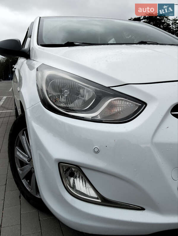 Седан Hyundai Accent 2013 в Одессе