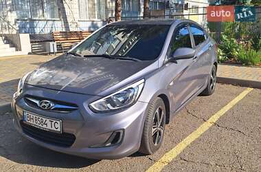 Седан Hyundai Accent 2016 в Николаеве