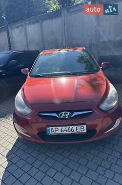 Седан Hyundai Accent 2013 в Доброполье