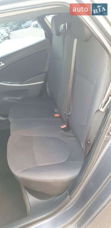 Хетчбек Hyundai Accent 2012 в Києві фото 26 Хетчбек Hyundai Accent 2012 в Києві