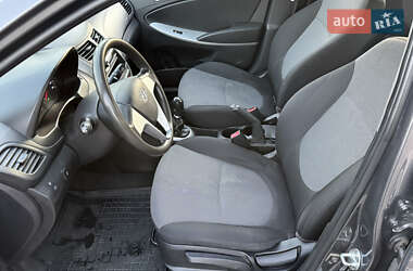 Седан Hyundai Accent 2013 в 