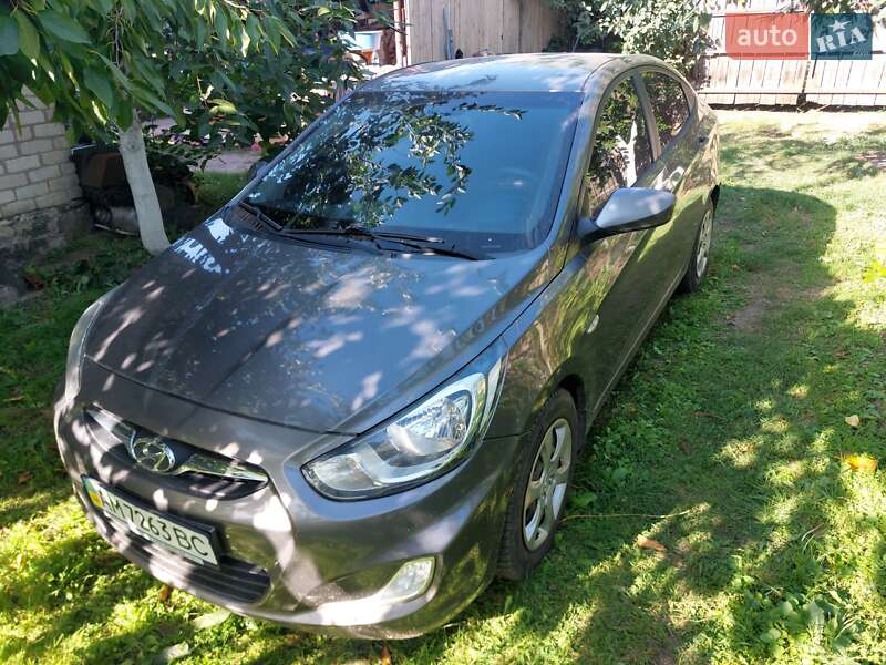Седан Hyundai Accent 2011 в Корнине фото 7 Седан Hyundai Accent 2011 в Корнине