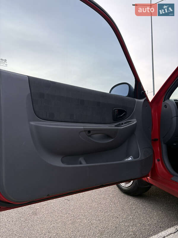 Ліфтбек Hyundai Accent 2003 в Дніпрі