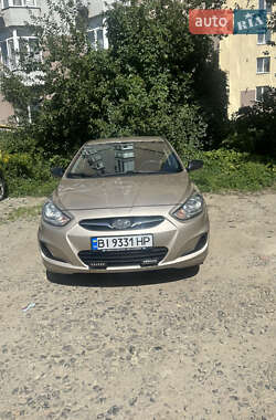 Седан Hyundai Accent 2012 в Івано-Франківську