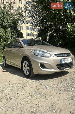 Седан Hyundai Accent 2012 в 