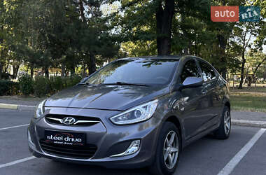 Седан Hyundai Accent 2013 в Николаеве