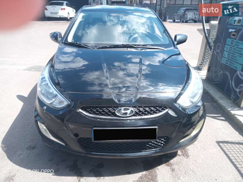 Седан Hyundai Accent 2018 в Киеве