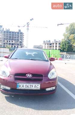 Хэтчбек Hyundai Accent 2008 в 