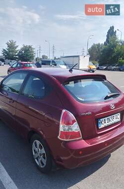 Хэтчбек Hyundai Accent 2008 в 
