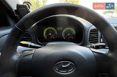 Седан Hyundai Accent 2008 в 