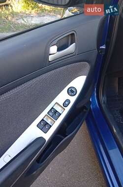 Седан Hyundai Accent 2013 в Киеве