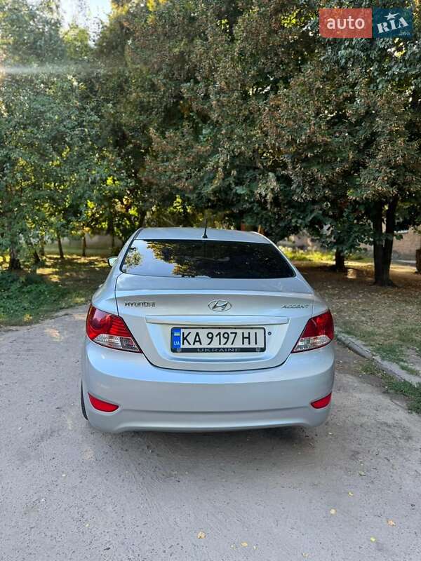 Седан Hyundai Accent 2012 в Переяславе