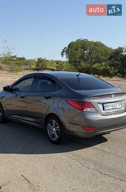Седан Hyundai Accent 2013 в Одессе