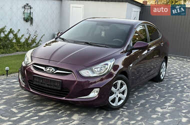 Седан Hyundai Accent 2011 в Дніпрі