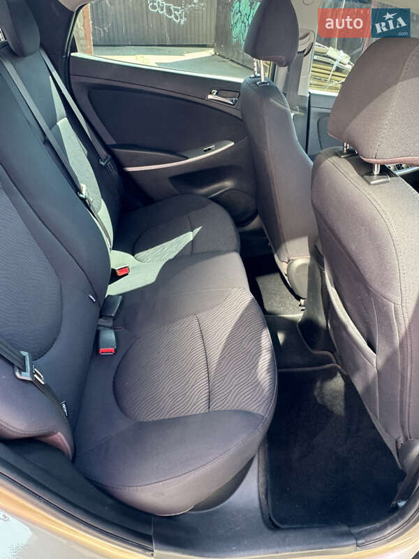 Седан Hyundai Accent 2013 в Одессе