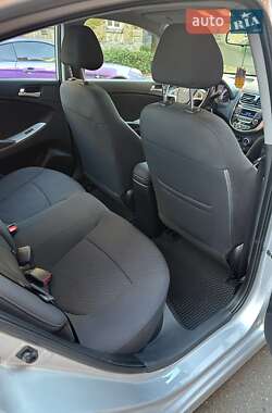 Седан Hyundai Accent 2016 в 