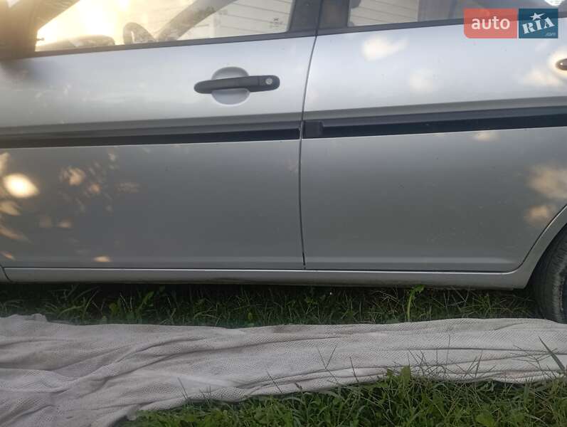 Седан Hyundai Accent 2010 в Дніпрі