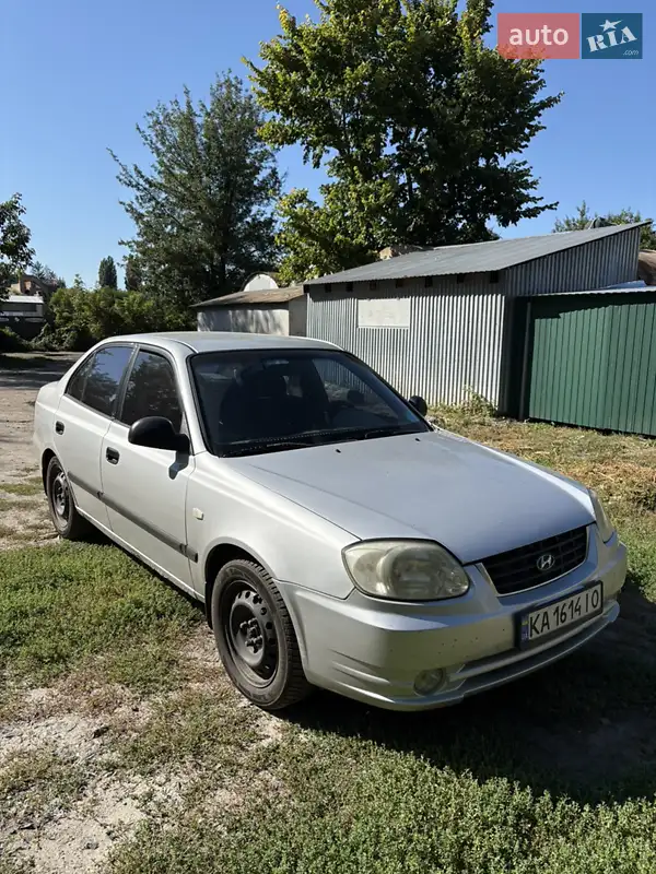 Hyundai Accent