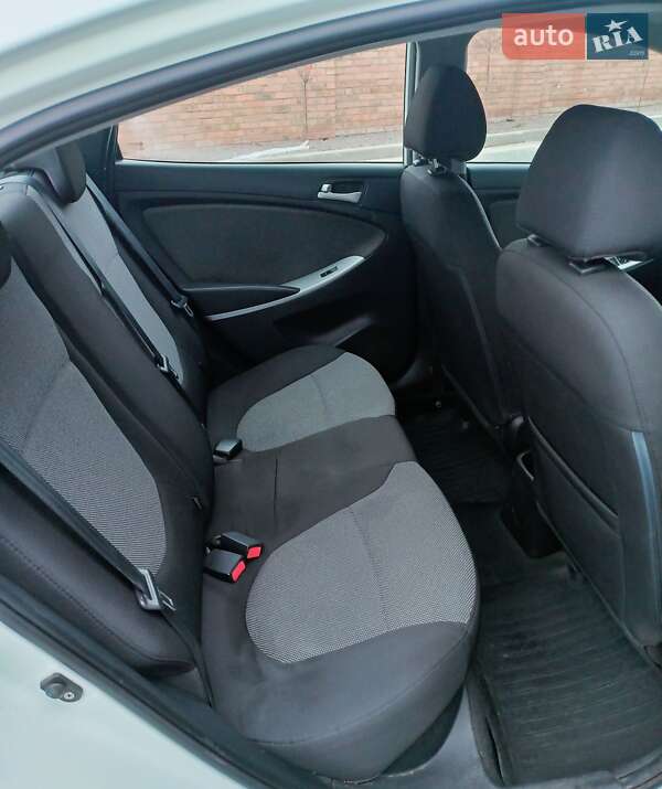 Седан Hyundai Accent 2013 в Луцьку