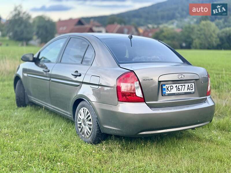 Седан Hyundai Accent 2008 в Києві