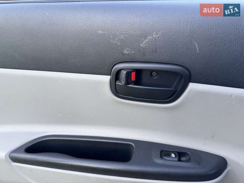 Седан Hyundai Accent 2008 в Києві