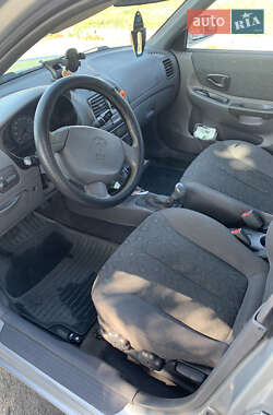 Седан Hyundai Accent 2000 в 