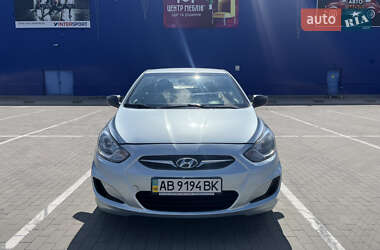 Седан Hyundai Accent 2011 в Виннице