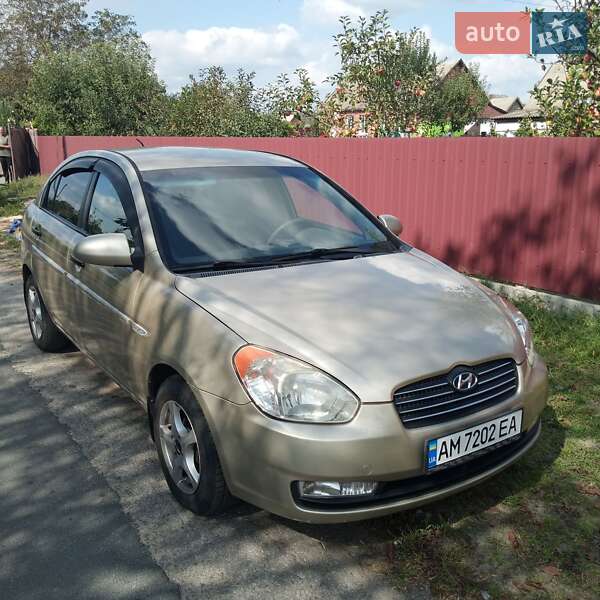 Седан Hyundai Accent 2008 в Пулинах