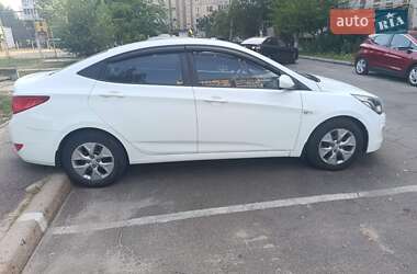 Седан Hyundai Accent 2016 в Киеве