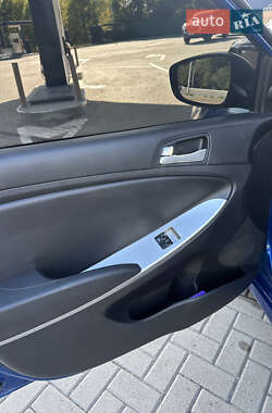 Седан Hyundai Accent 2011 в 