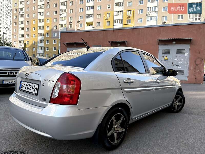 Седан Hyundai Accent 2008 в Києві