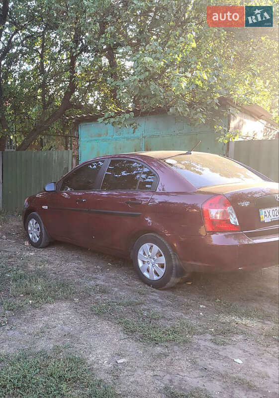Hyundai Accent 2009