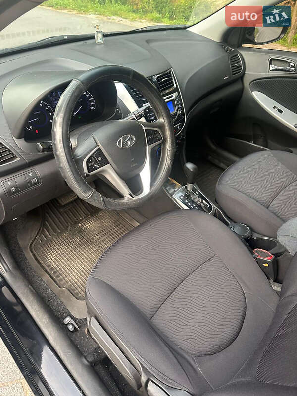 Седан Hyundai Accent 2011 в Житомире