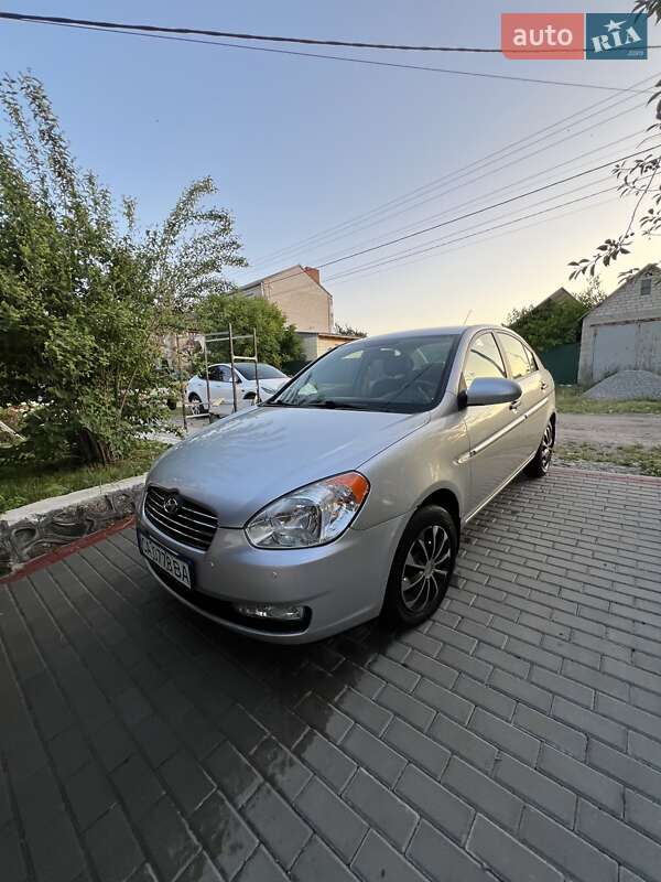 Седан Hyundai Accent 2008 в Кропивницком