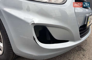 Седан Hyundai Accent 2012 в 
