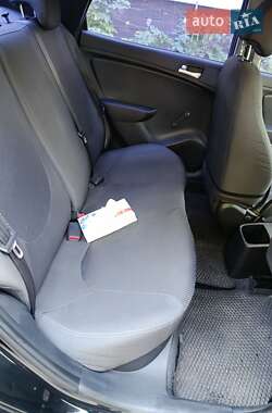 Седан Hyundai Accent 2013 в 