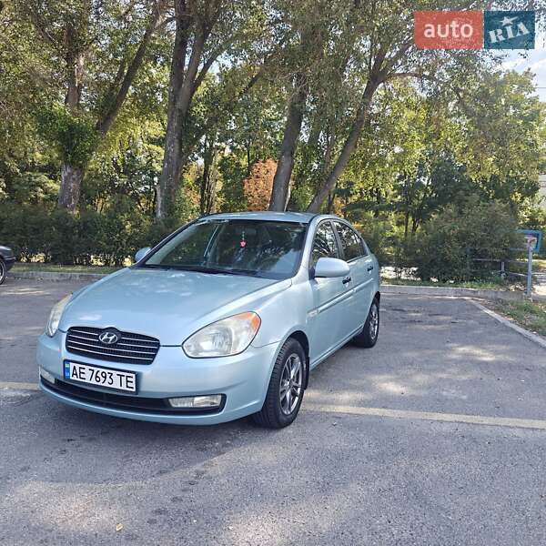 Седан Hyundai Accent 2008 в Днепре