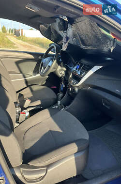 Седан Hyundai Accent 2011 в 