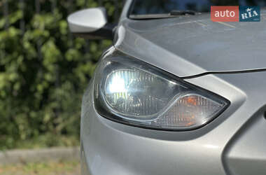 Седан Hyundai Accent 2012 в 