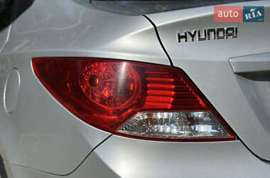 Седан Hyundai Accent 2012 в 