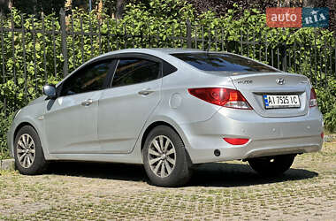 Седан Hyundai Accent 2012 в 