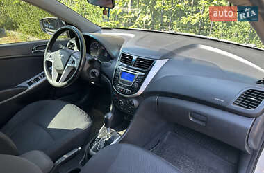Седан Hyundai Accent 2012 в 