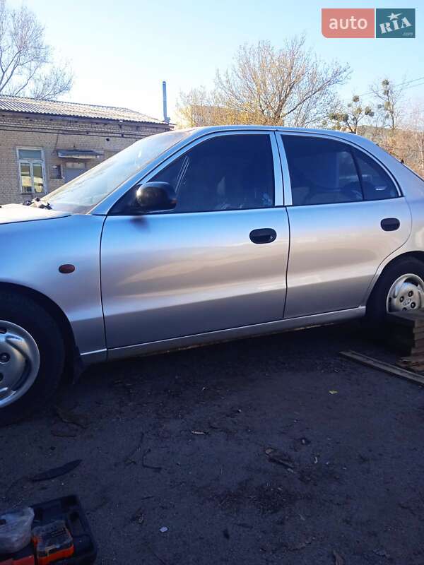 Лифтбек Hyundai Accent 1996 в Харькове