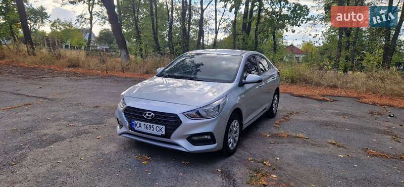 Седан Hyundai Accent 2017 в Звенигородці