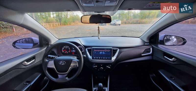 Седан Hyundai Accent 2017 в Звенигородці