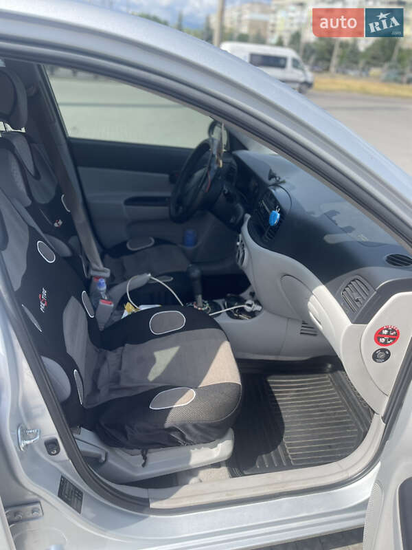 Седан Hyundai Accent 2008 в Полтаве